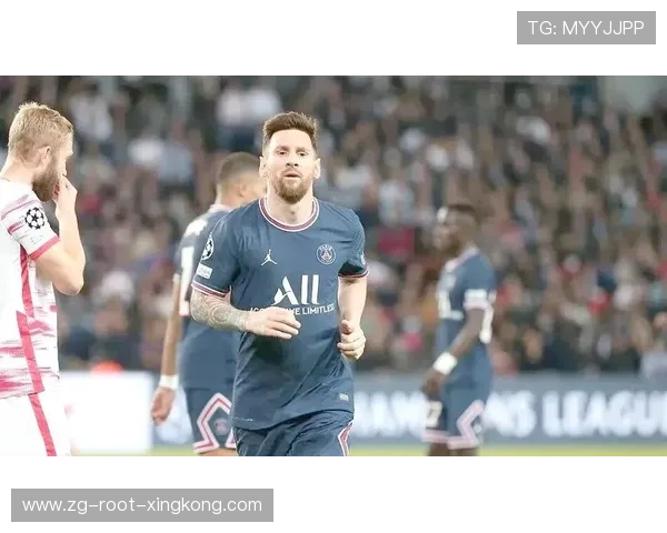 巴黎外线远射再现梅西神技，助球队奠定胜局